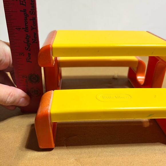 Little Tikes Dollhouse size PICNIC TABLE Outdoor Furniture play kids for Dolls - Picture 4 of 14